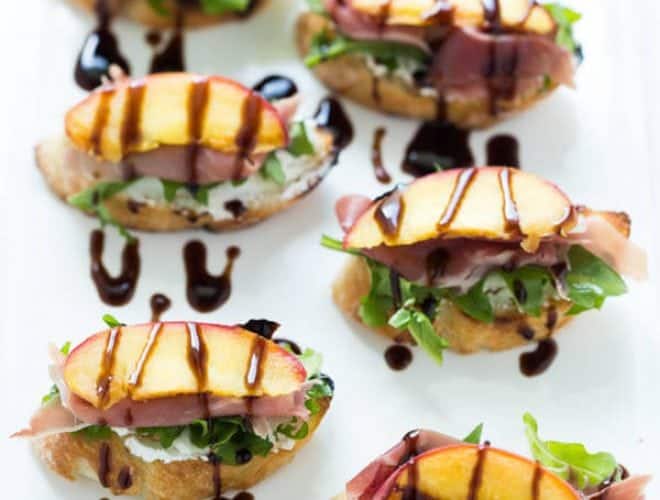 Grilled Peach Crostini with Arugula, Prosciutto and Goat Cheese ...