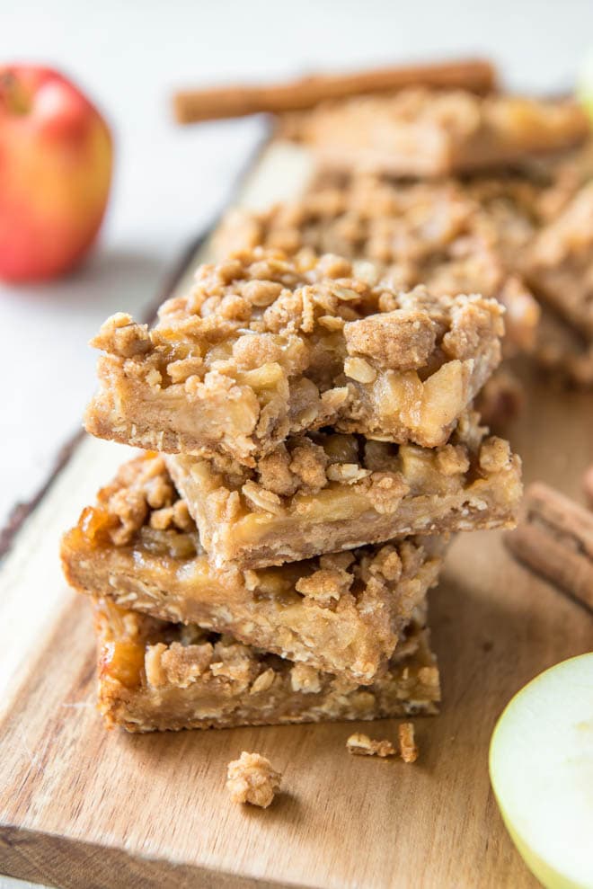 Apple Crumb Bars - Spoonful of Flavor