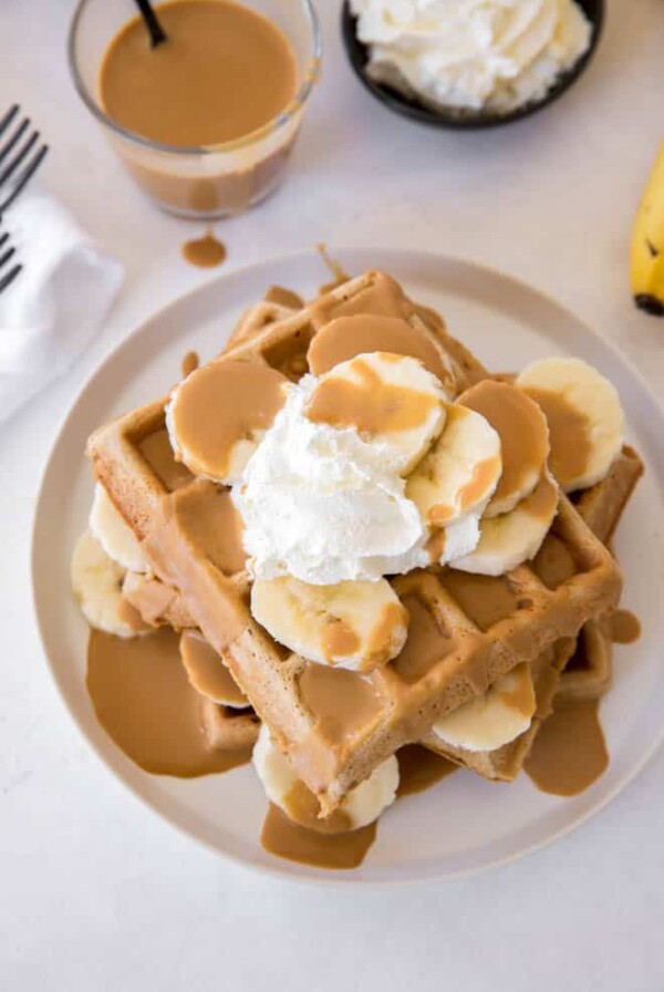 peanut butter banana waffles