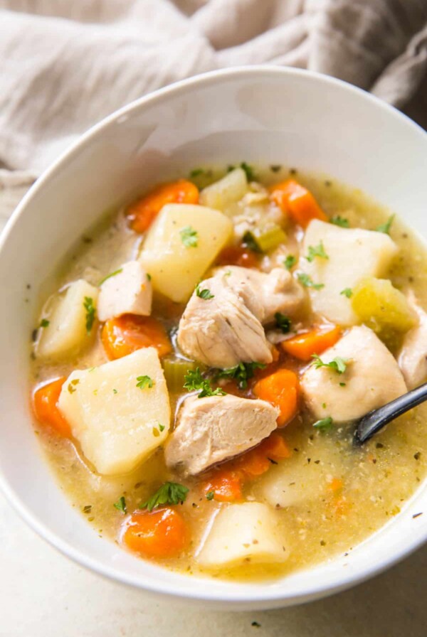 instant pot chicken stew in a bowl