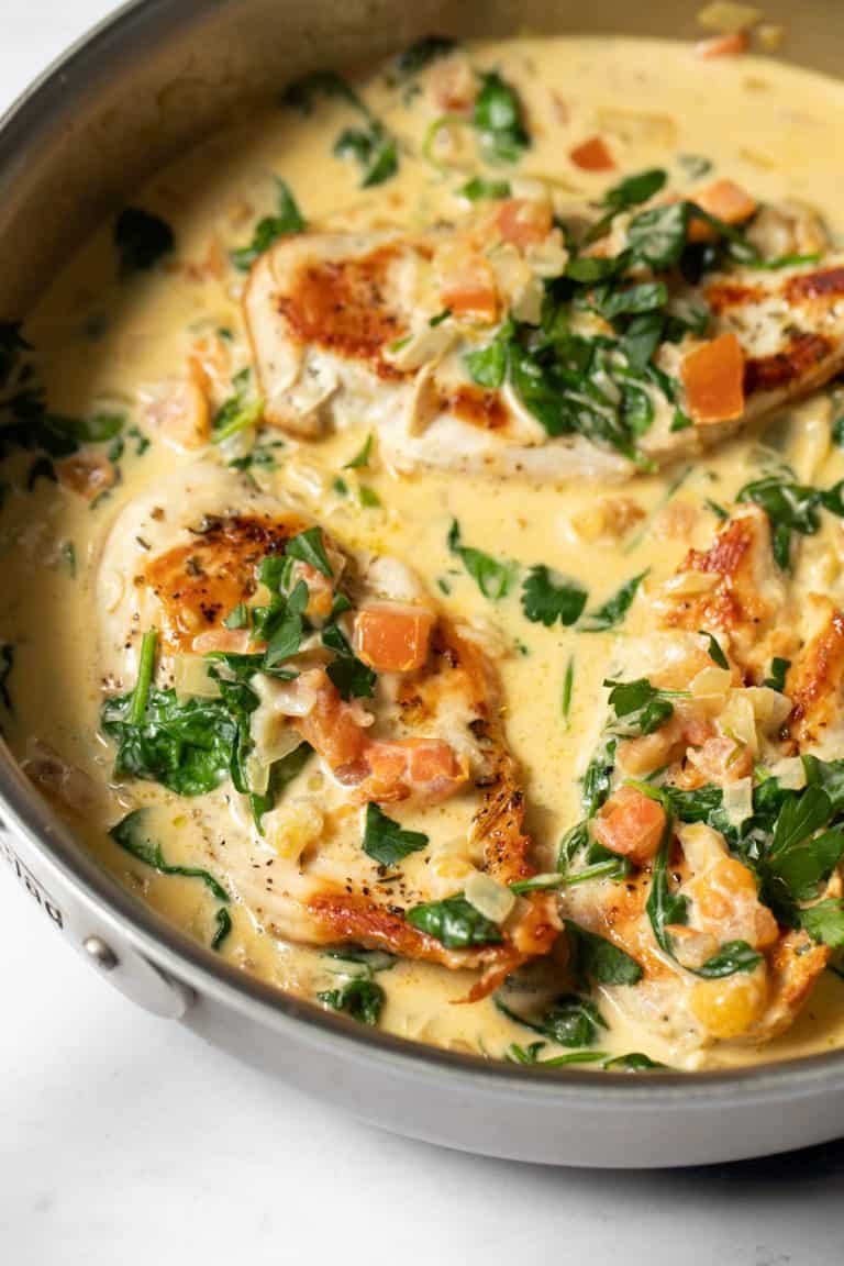 Creamy Tuscan Garlic Chicken - Spoonful Of Flavor